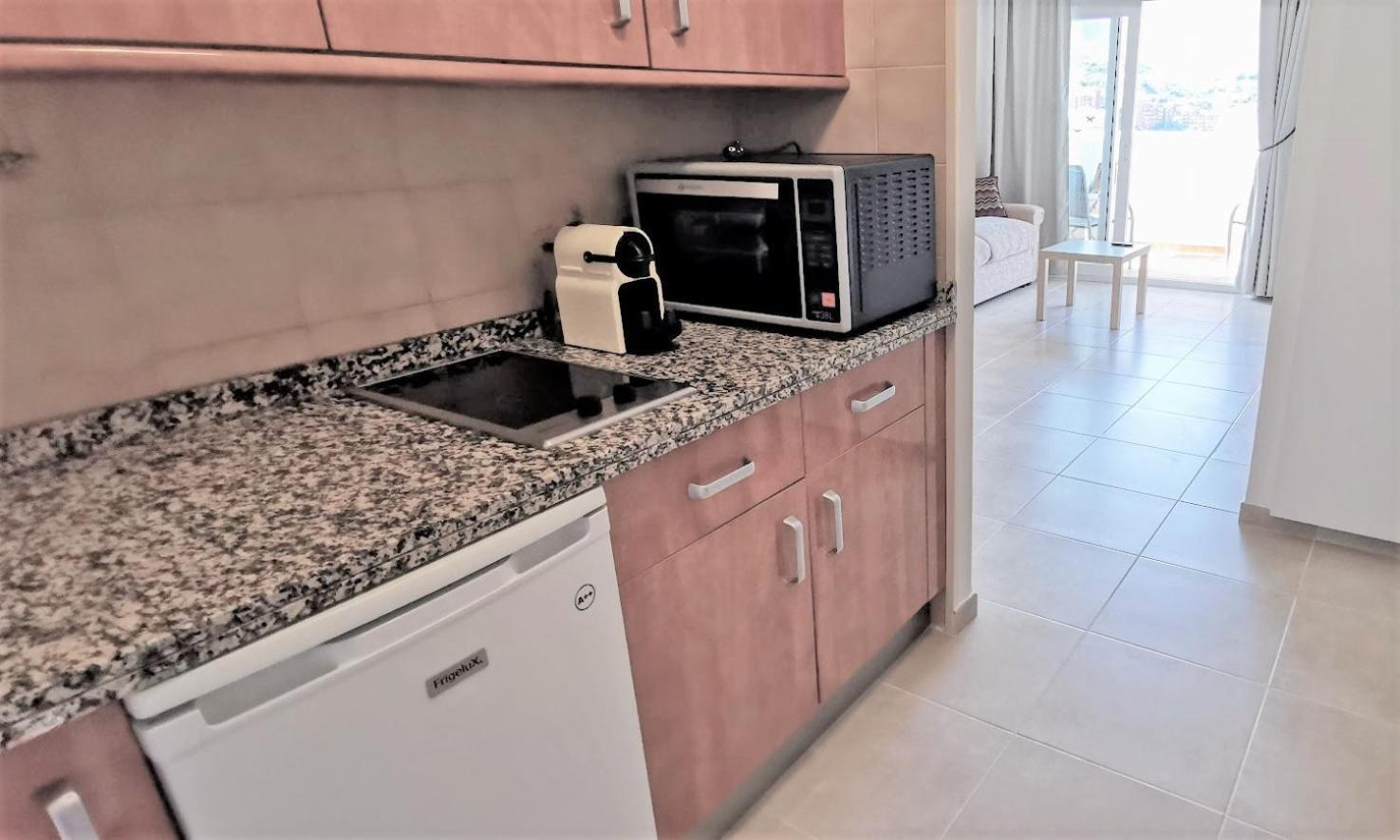Benalmadena Front Line Sea View 1 Bedroom Large Apartment Екстериор снимка
